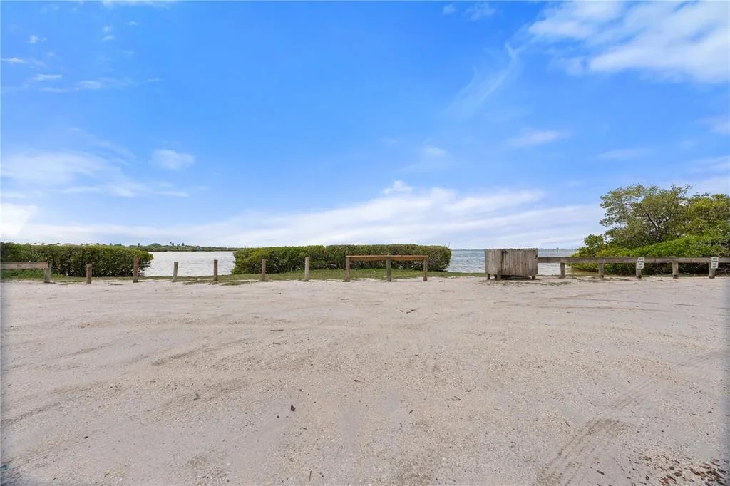 Photo of 6227 COLUMBIA DRIVE