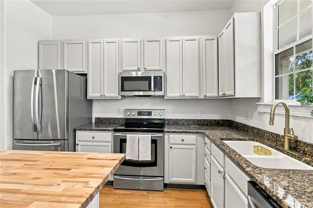 Photo of 1222 NOBLE PLACE