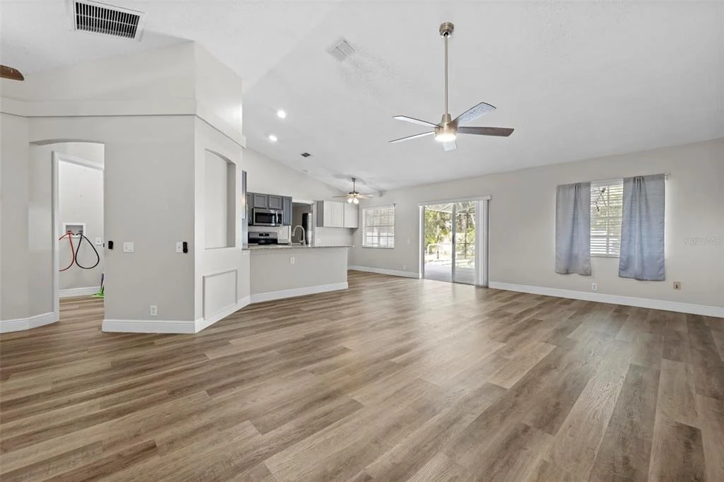 Photo of 8155 GIFFEN LANE