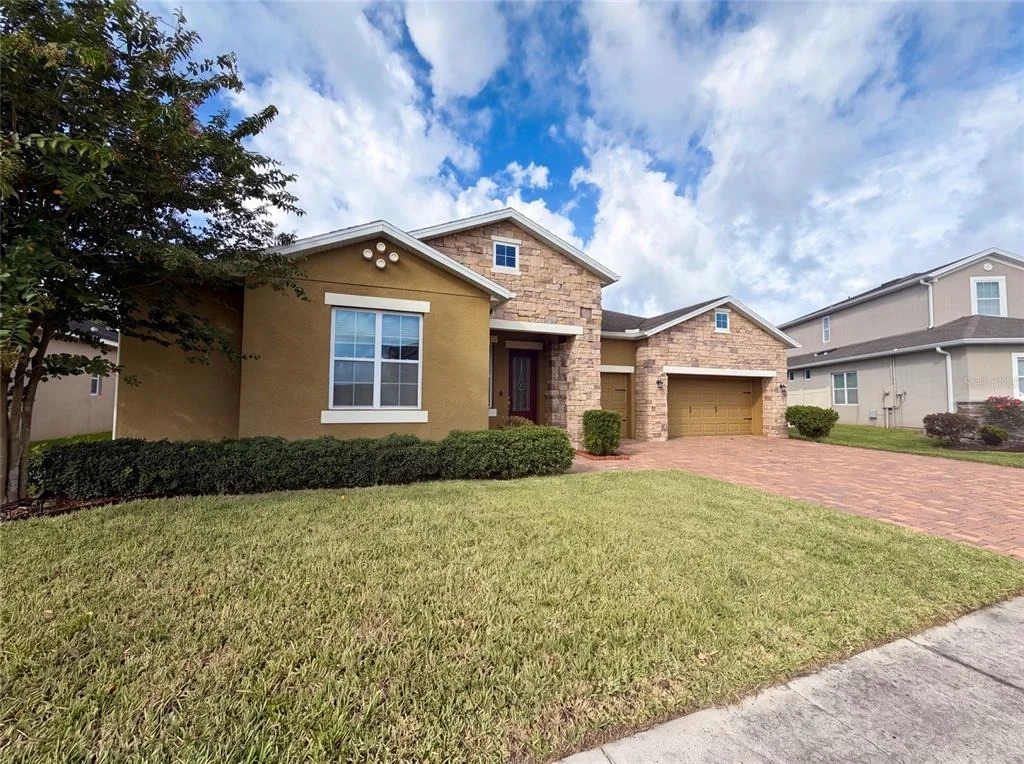 Photo of 918 BLACKTHORN DRIVE