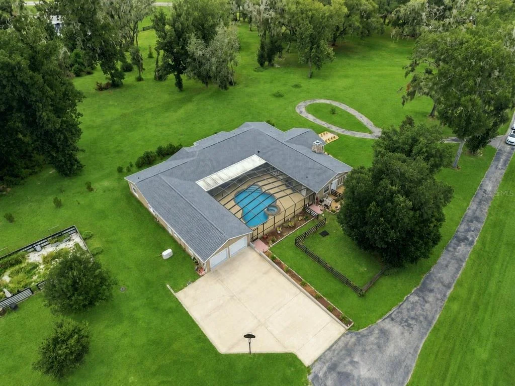 Photo of 23458 CROOM ROAD