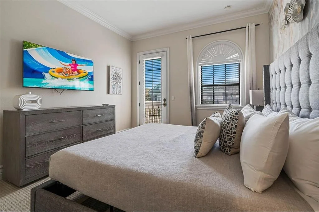 Photo of 304 MUIRFIELD LOOP