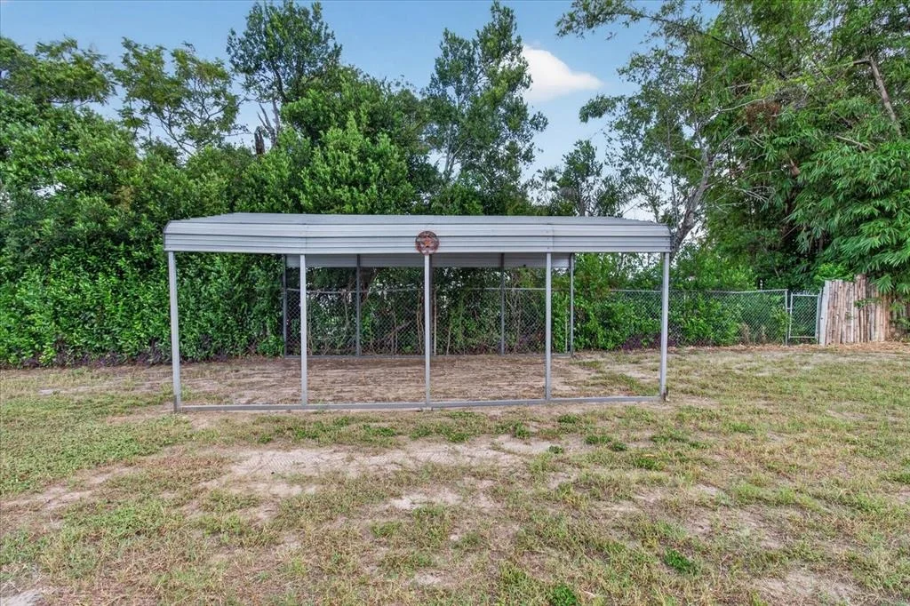 Photo of 4843 CALAIS DRIVE