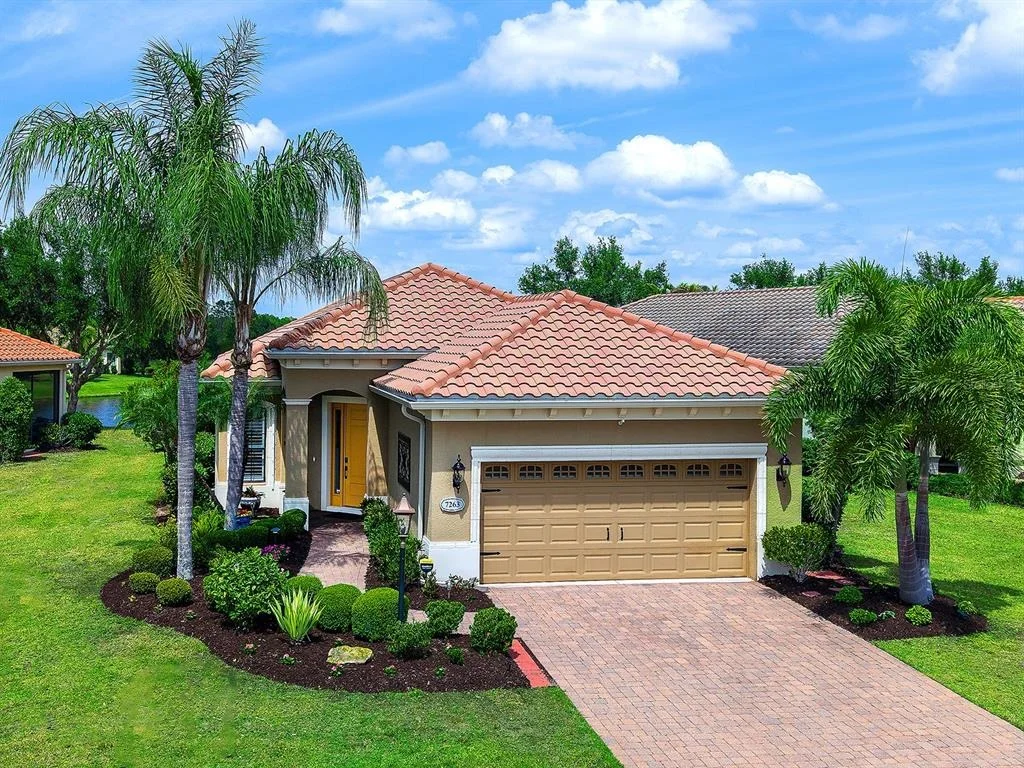 Photo of 7263 BELLEISLE GLEN