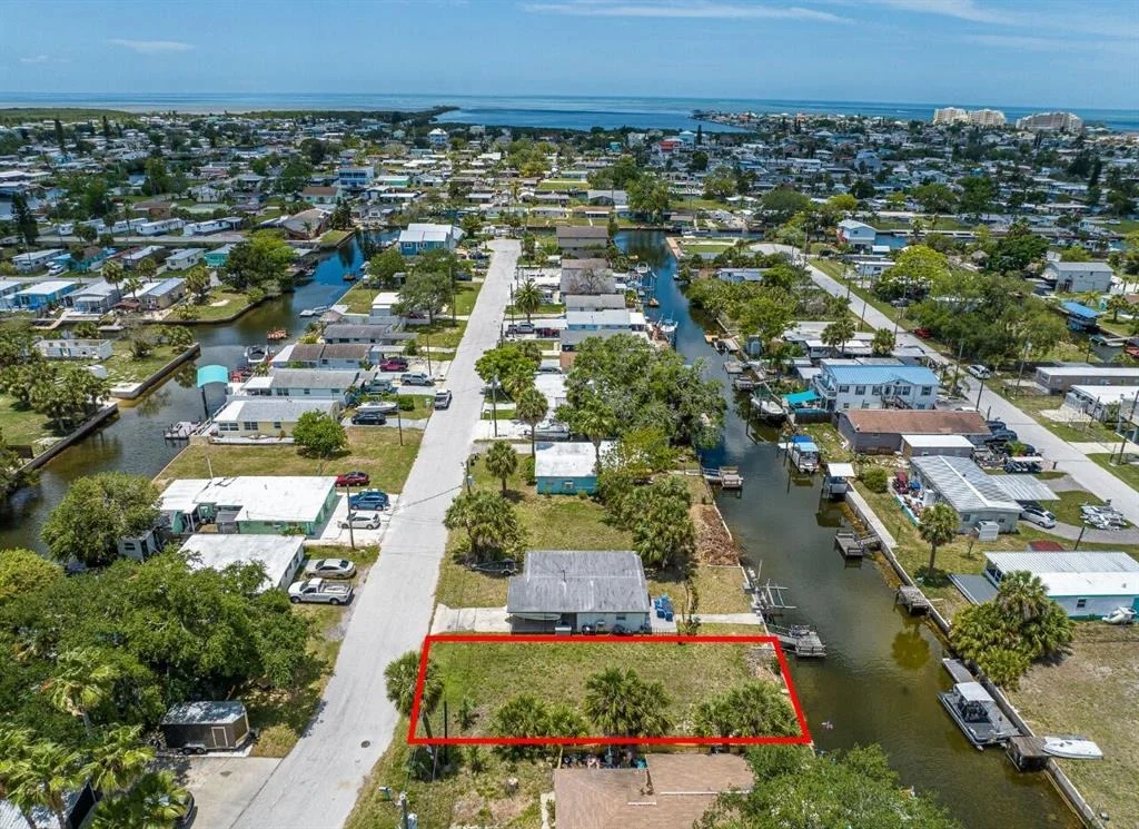 Photo of 6845 SANDERLING LANE