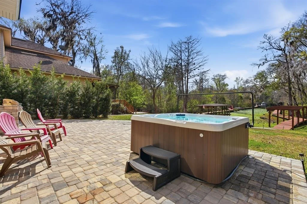 Photo of 6595 COLLIER ROAD