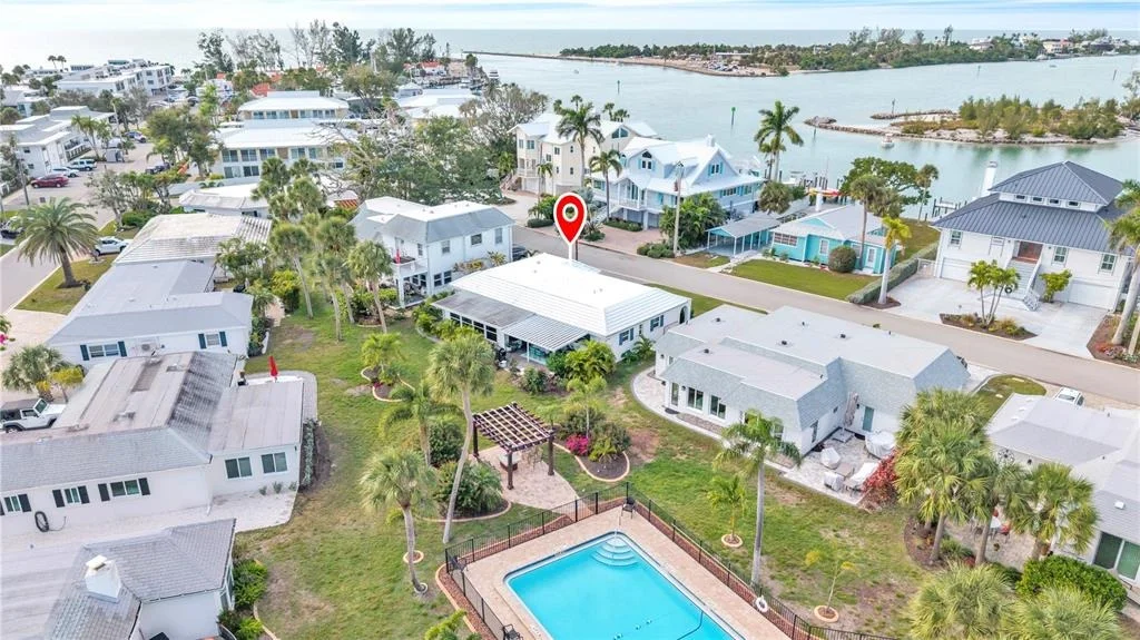 Photo of 904 INLET CIRCLE