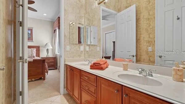 Photo of 601 SPRING OAK CIRCLE