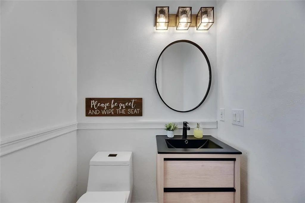 Photo of 6512 SIMONE SHORES CIRCLE