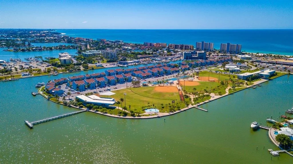Photo of Unit H at 315 MEDALLION BOULEVARD