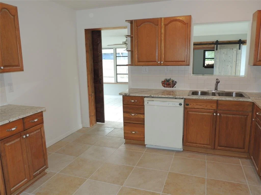 Photo of 13250 NE 52ND PLACE