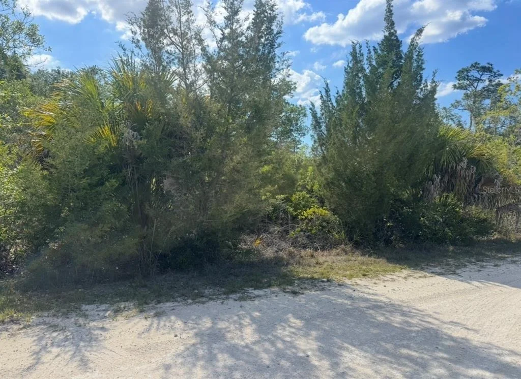Photo of 18455 QUIET ROAD