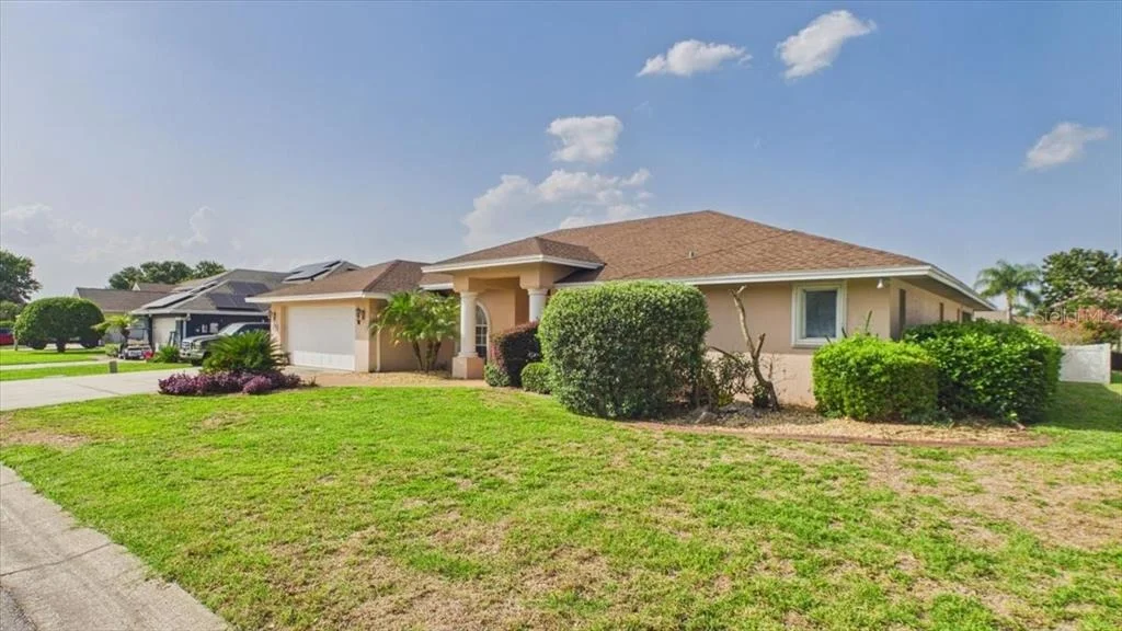 Photo of 315 LANCEOLATE DRIVE