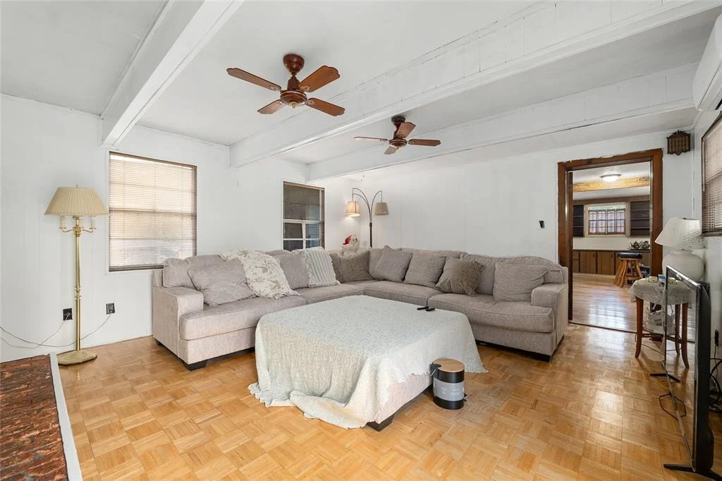 Photo of 505 NW 37TH PLACE
