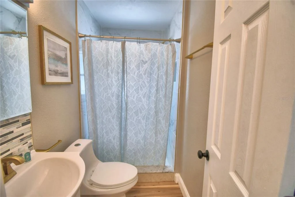 Photo of 3553 CENTER CIRCLE