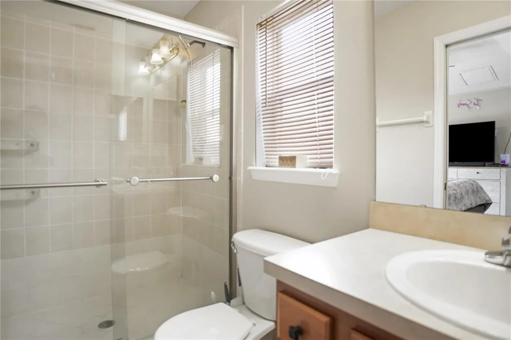 Photo of 586 INDEPENDENCE DRIVE