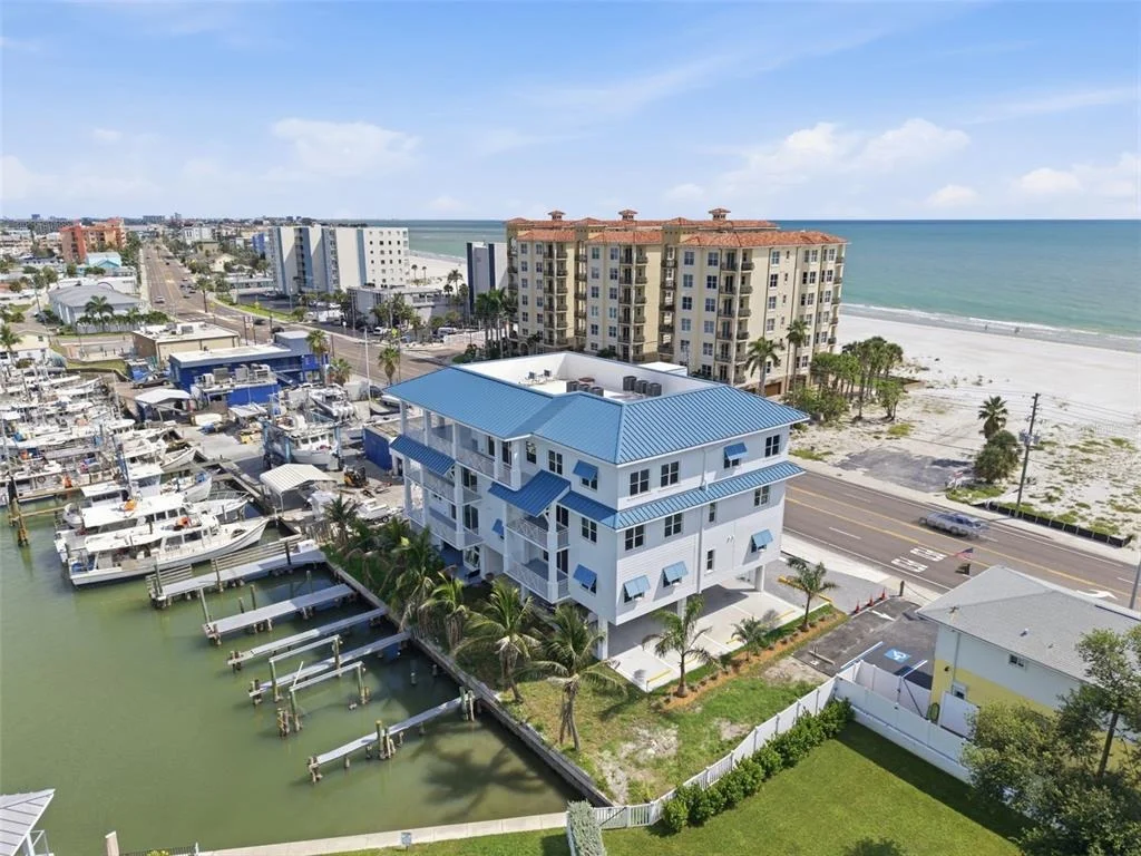 Photo of Unit 401 at 13655 GULF BOULEVARD