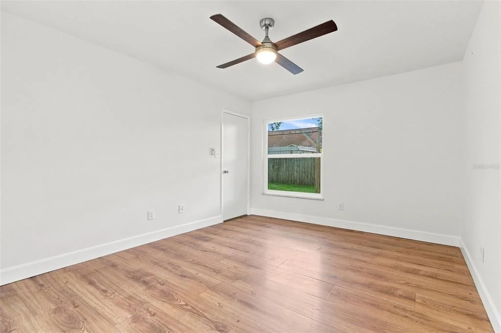 Photo of 723 OAK MANOR CIRCLE