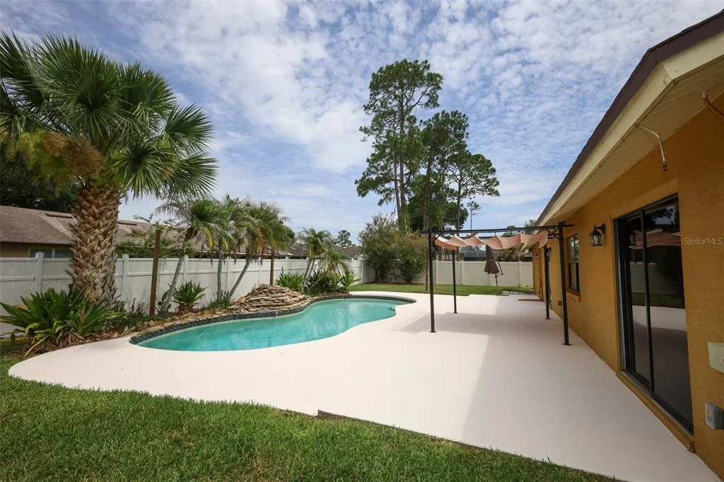 Photo of 9110 PALM TREE DRIVE