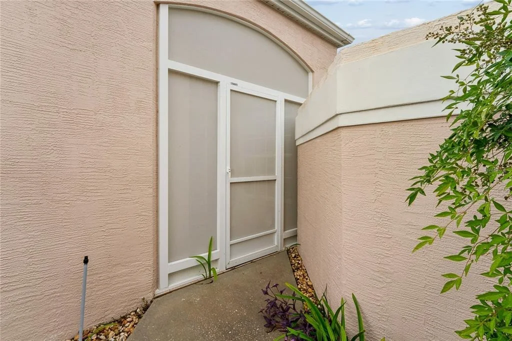 Photo of 312 ROYAL PALM WAY