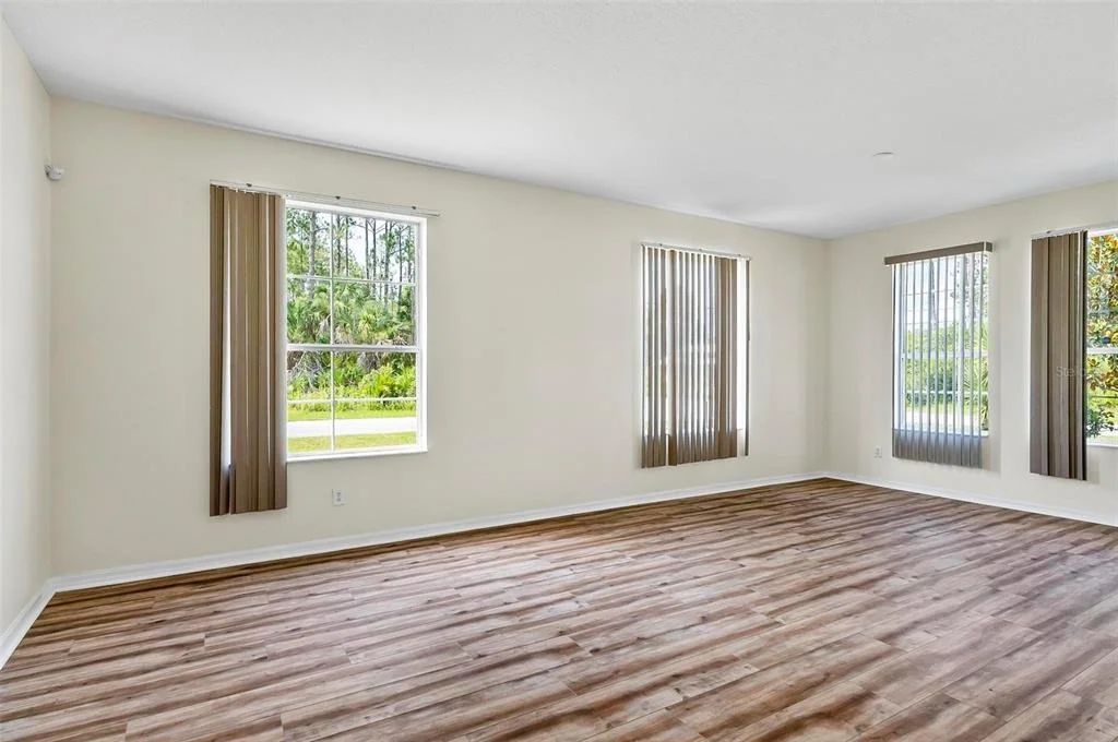 Photo of 91 SEA TRAIL