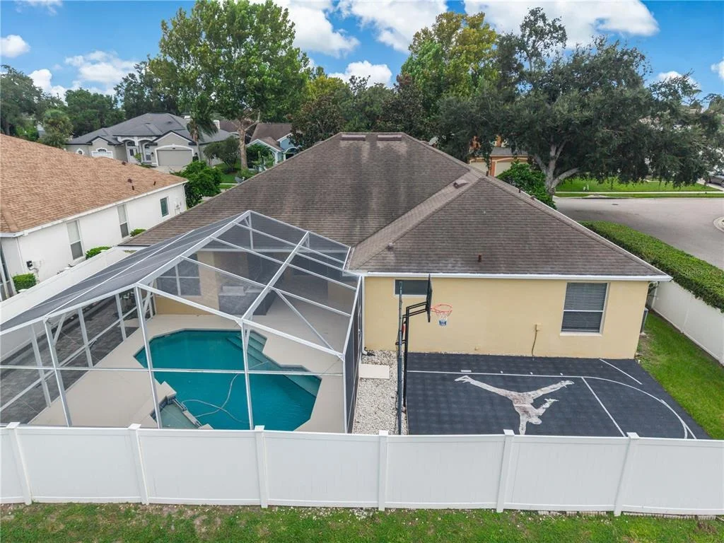 Photo of 116 OAK GROVE CIRCLE