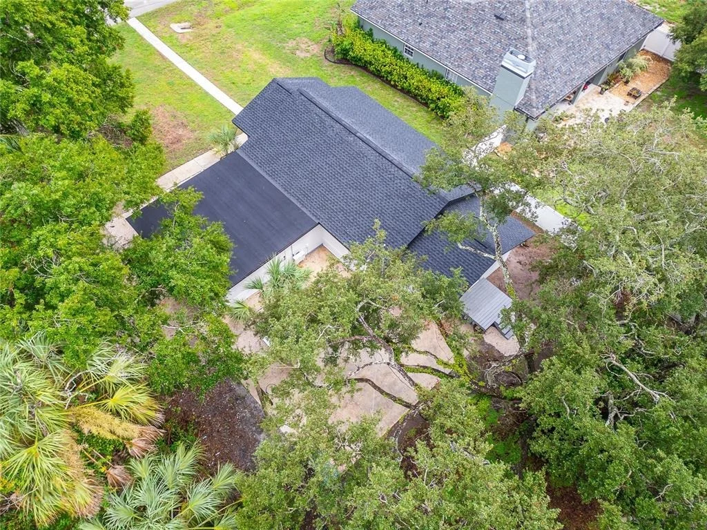 Photo of 8809 DYER ROAD