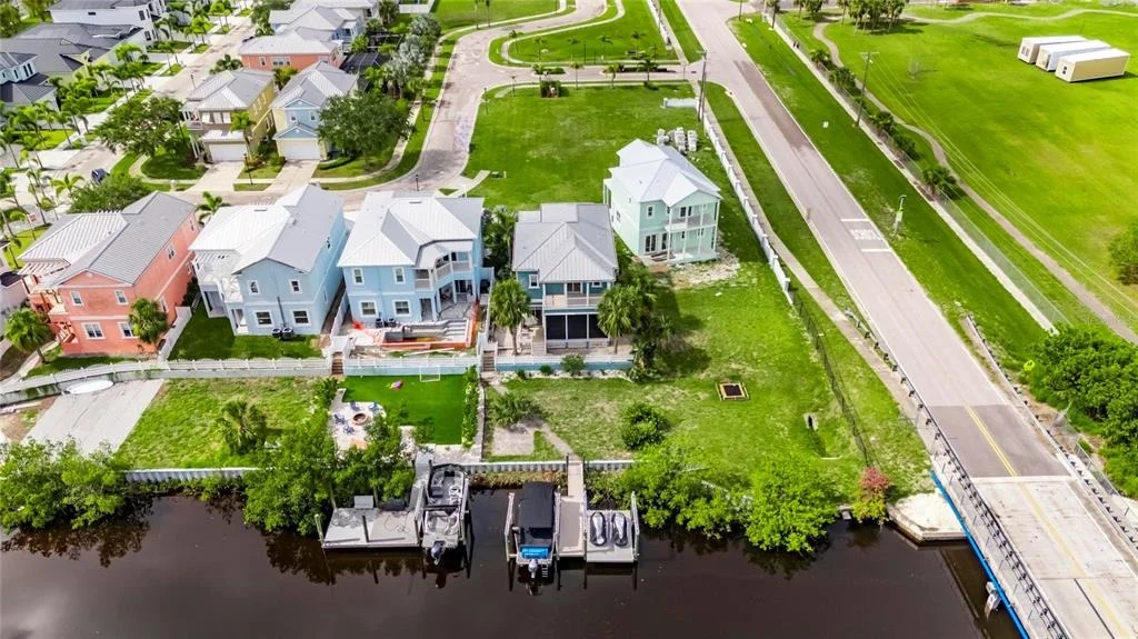 Photo of 6512 SIMONE SHORES CIRCLE