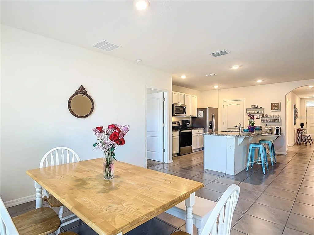 Photo of 712 RED HAWK LANE
