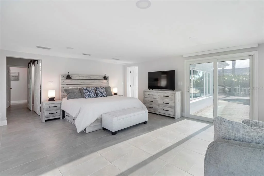 Photo of 227 HOWARD DRIVE
