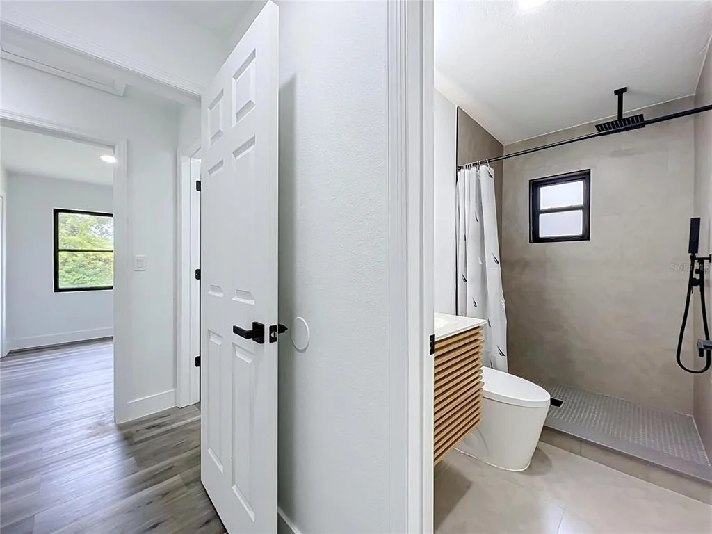 Photo of 731 BONGART ROAD