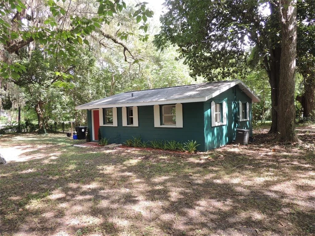 Photo of 1146 NE 2ND PLACE