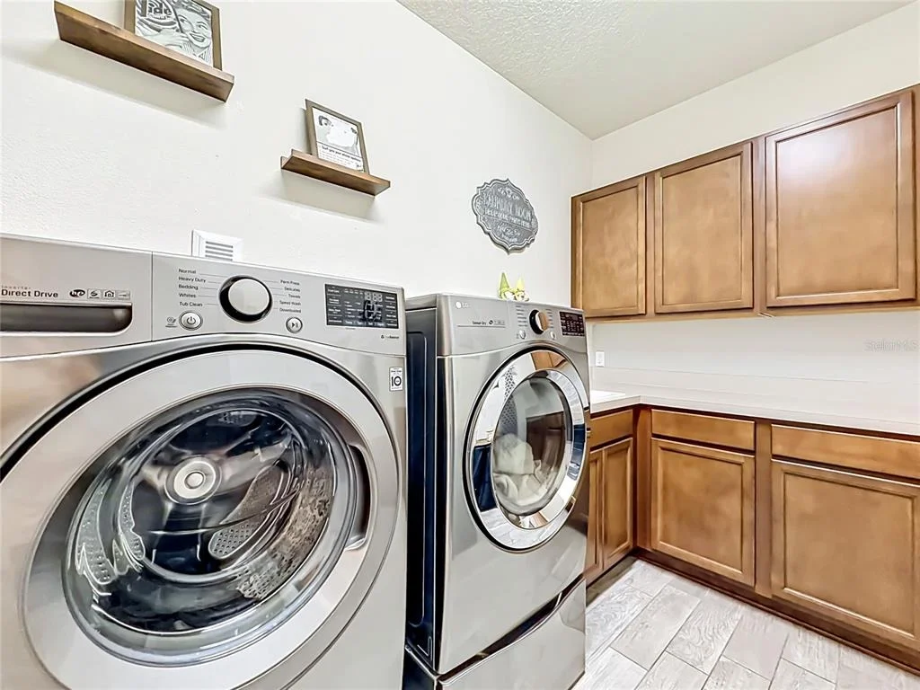 Photo of 2323 NUTHATCH STREET