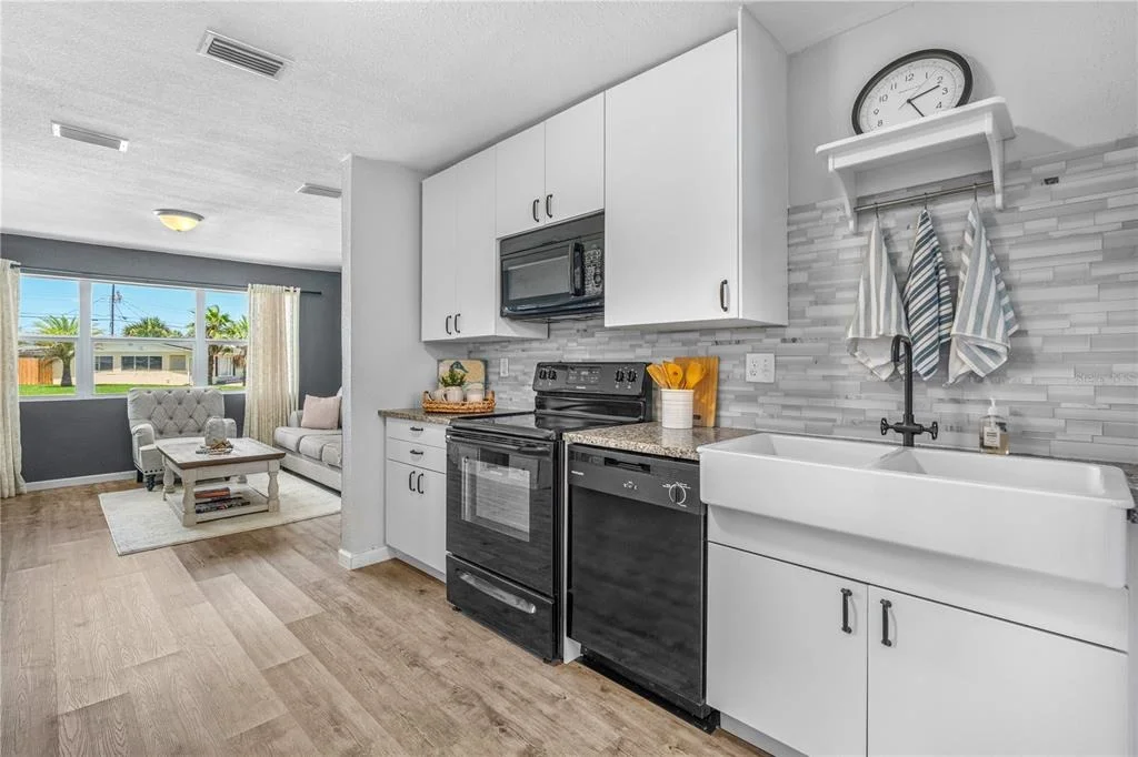 Photo of 28 BEECHWOOD DRIVE