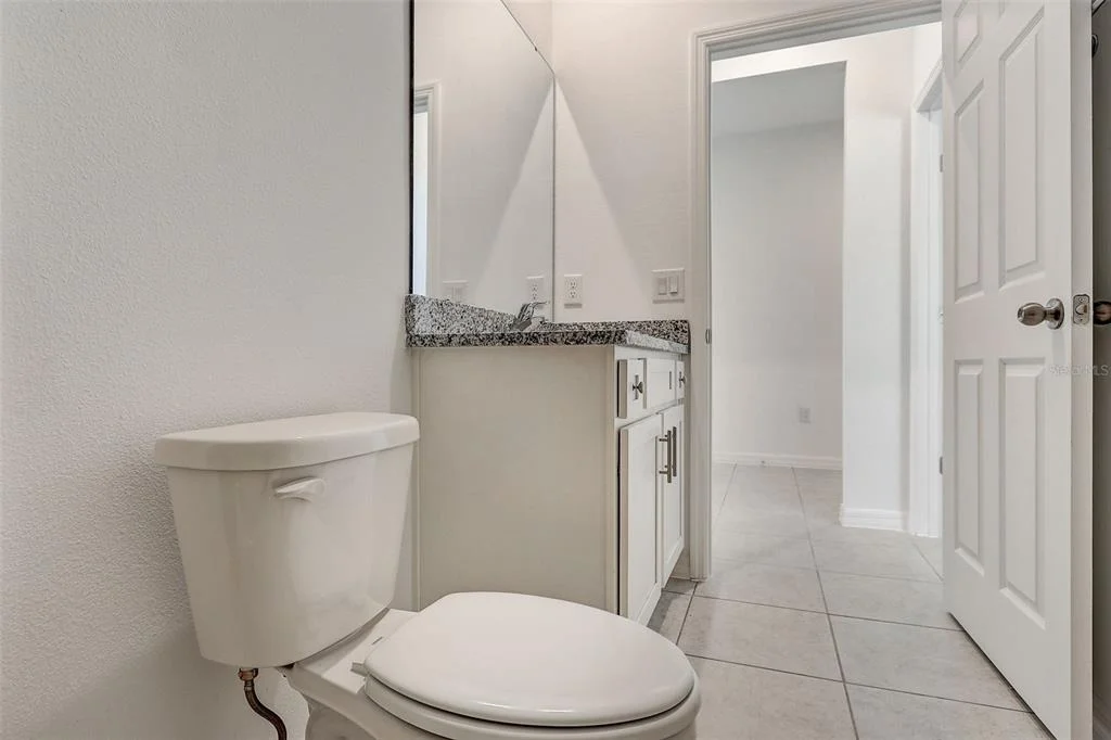 Photo of 929 PEARLWOOD LOOP