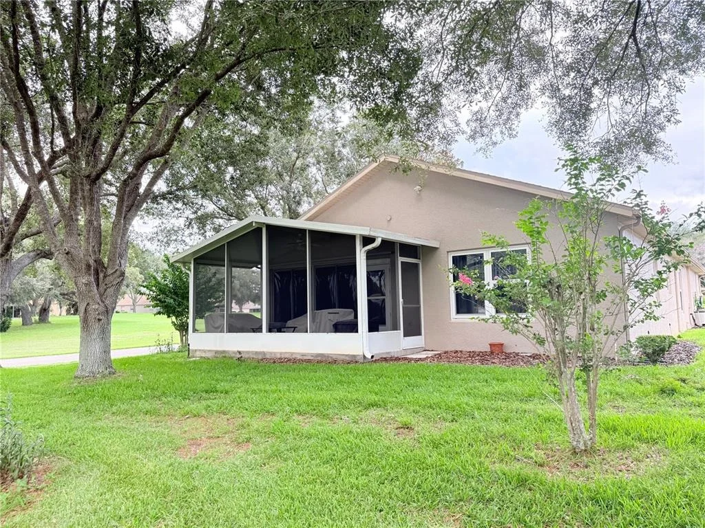 Photo of 265 CENTER OAK CIRCLE