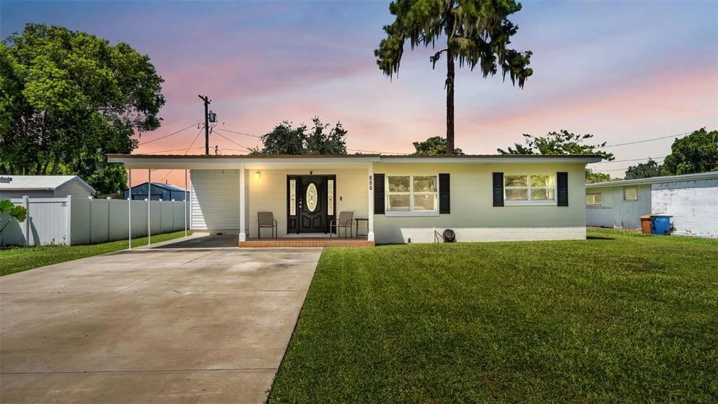 Photo of 680 SUNSET DRIVE
