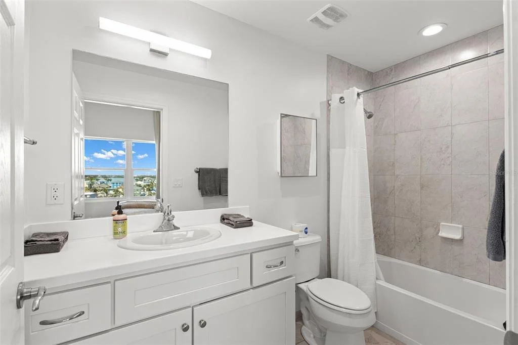 Photo of Unit 1605 at 13101 GULF BOULEVARD