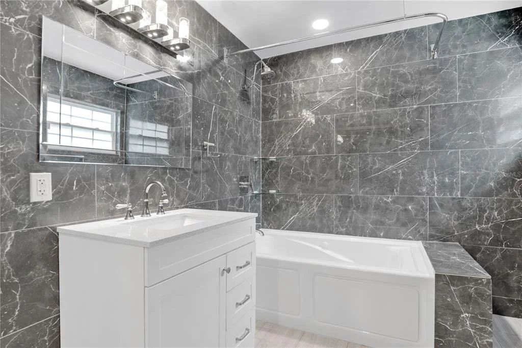 Photo of 682 ASCOT CIRCLE
