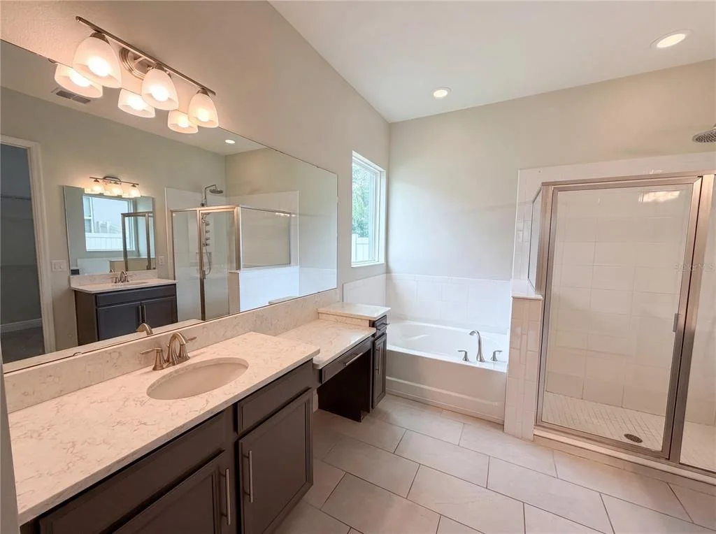 Photo of 432 NOWELL LOOP
