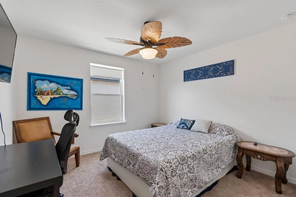 Photo of 1101 LONE PALM WAY