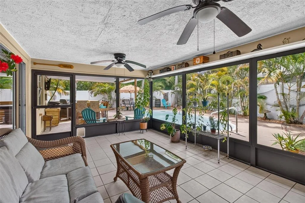Photo of 2221 COLONIAL DRIVE