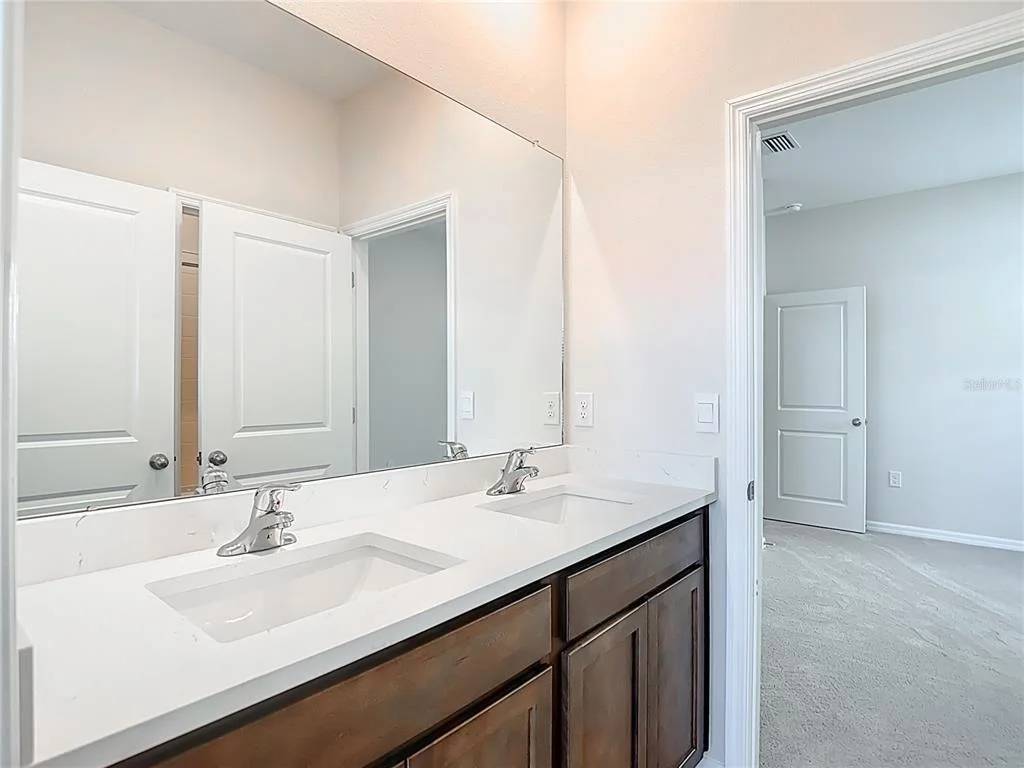 Photo of 10471 BRIDGEGATE HEIGHTS LOOP