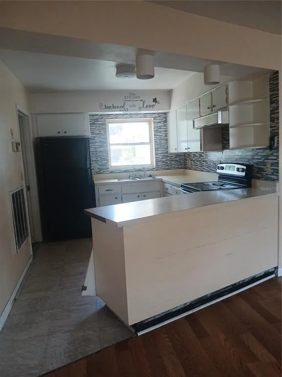 Photo of 7304 ACORN CIRCLE