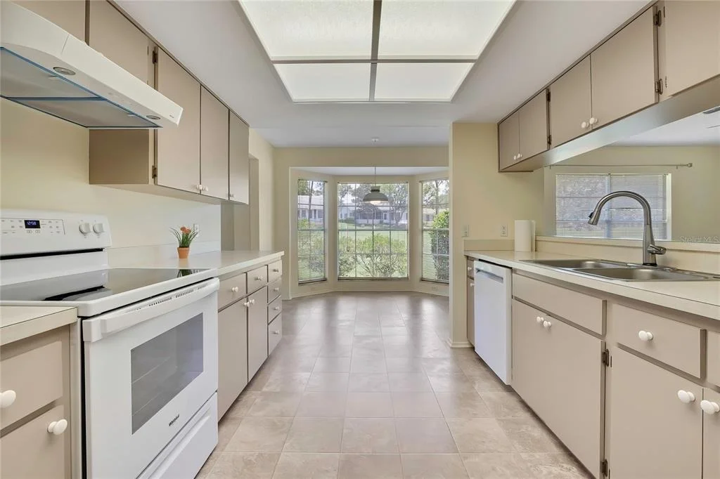 Photo of 7103 CROWN OAKS DRIVE