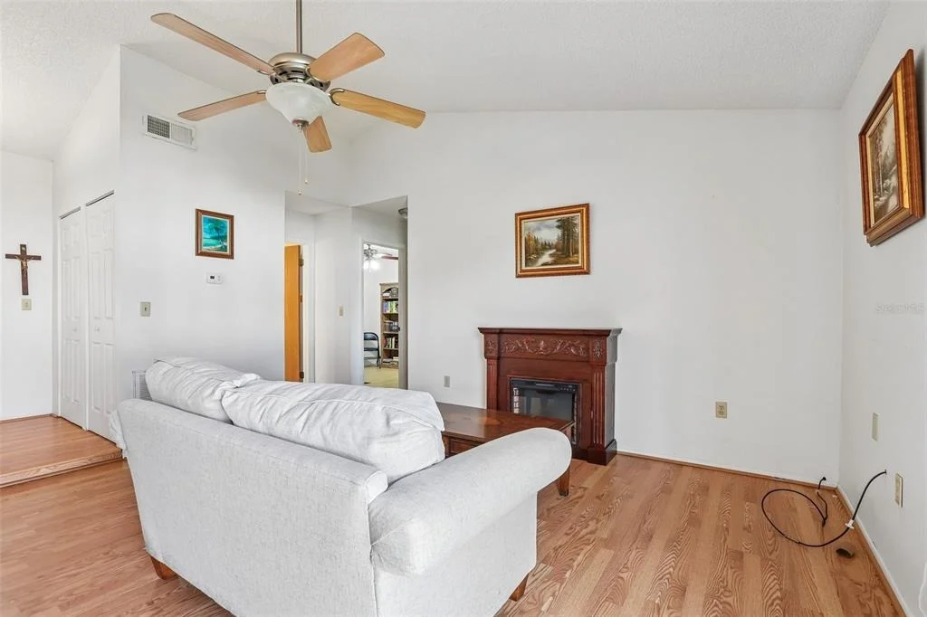 Photo of 3280 AMBASSADOR AVENUE