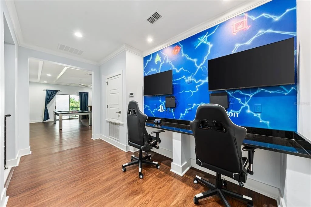 Photo of 550 MUIRFIELD LOOP