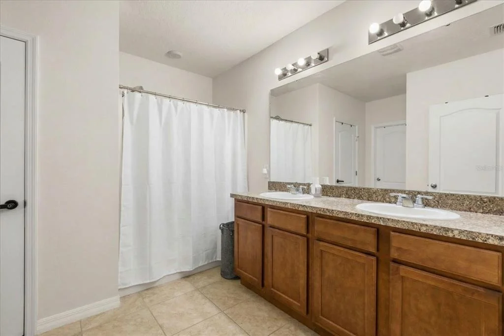 Photo of 943 SUMMER GLEN DRIVE