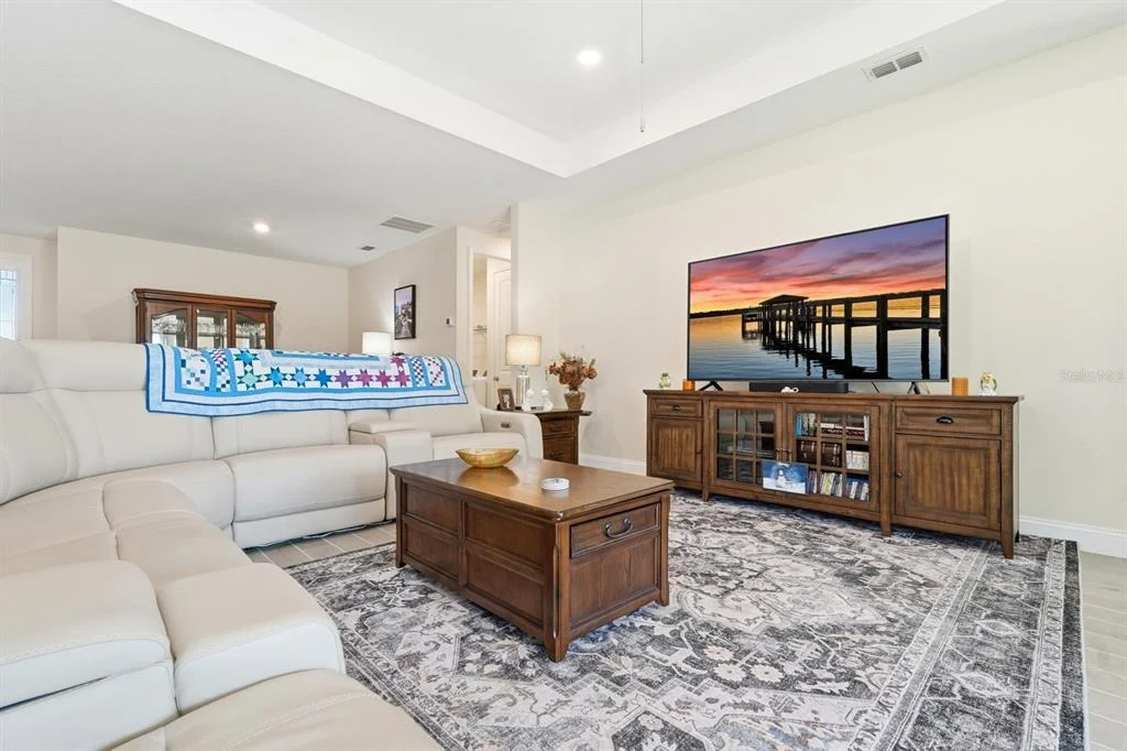 Photo of 2137 RAGLAN CIRCLE