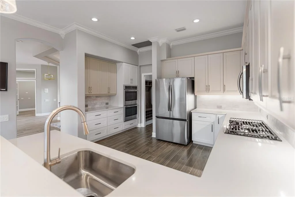 Photo of 6911 RIVERSEDGE STREET CIRCLE